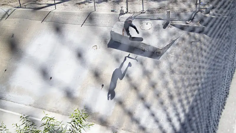 Geoff Rowley - FREE DOME TO SKATE skate video