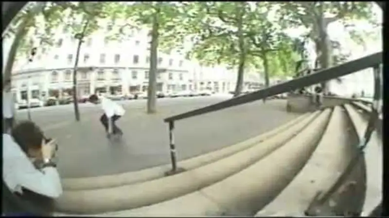 Issue 52 skate video by 411 Video Magazine (2)