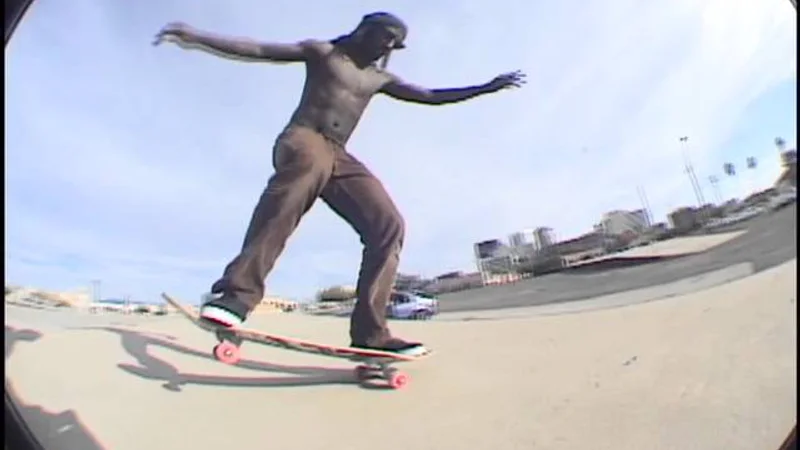 Bokeh skate video