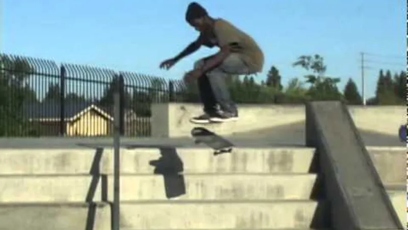 Tyre Nichols 10' skate video
