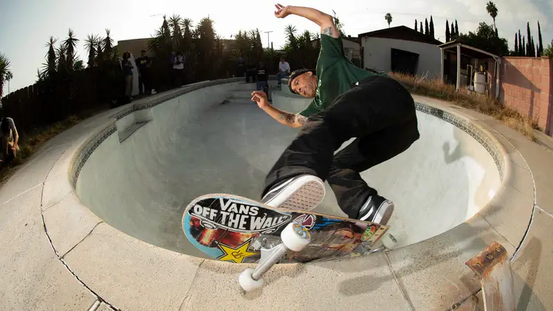 Omar Hassan - Larry Lives skate video